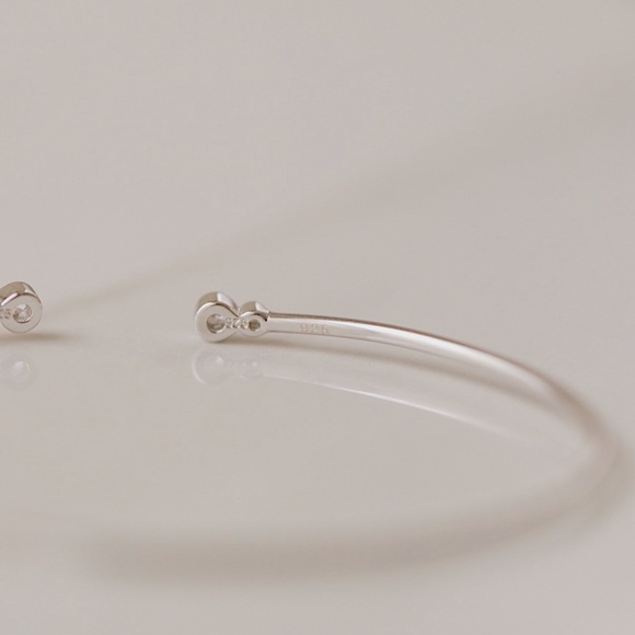 Dainty CZ Bracelet | 925 Silver - Picture 6 of 8